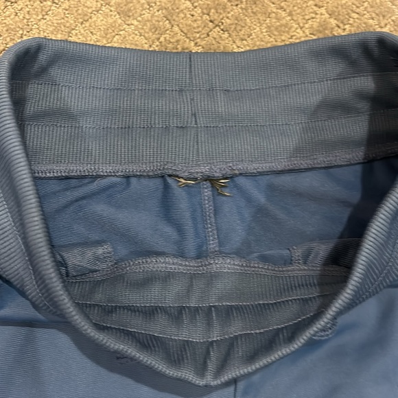 blue nike joggers - Picture 3 of 4